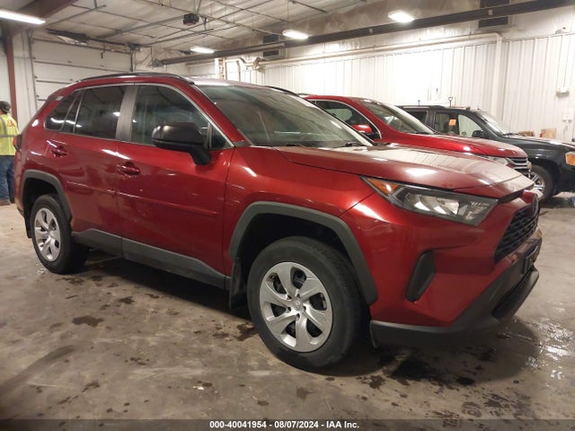 Toyota RAV4 LE 2021 2T3F1RFV8MW142158 головне зображення