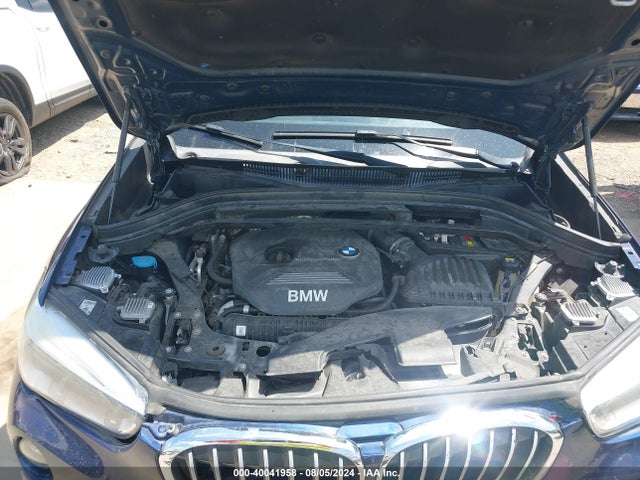 BMW X1 Xdrive28i 2016 WBXHT3C30G5F66227 Image 10