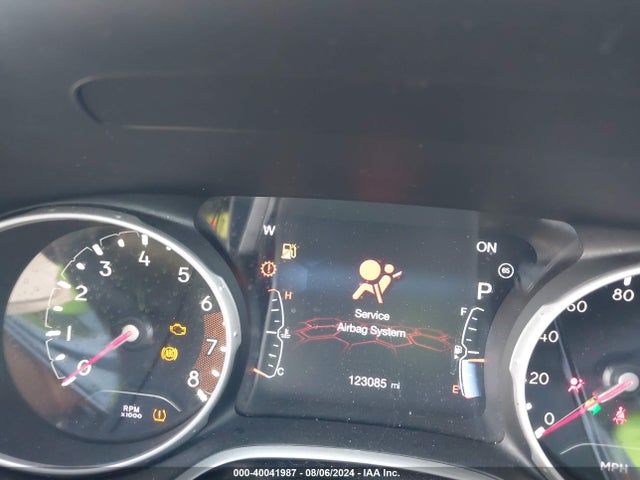 3C4NJCCB6LT152440 Jeep Compass Limited Fwd