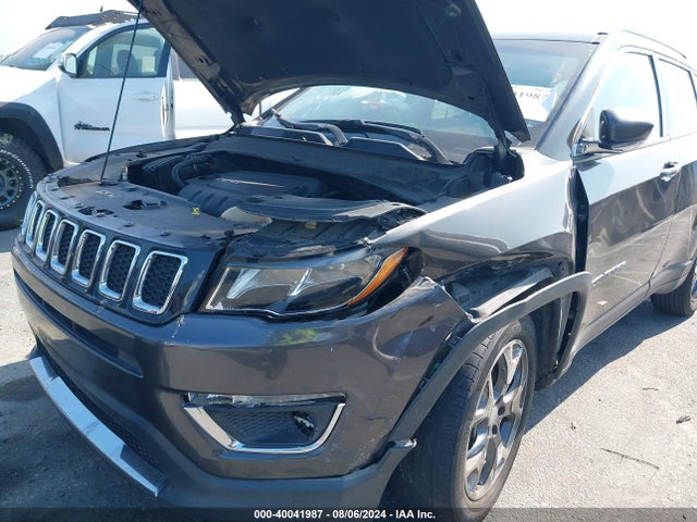 3C4NJCCB6LT152440 Jeep Compass Limited Fwd