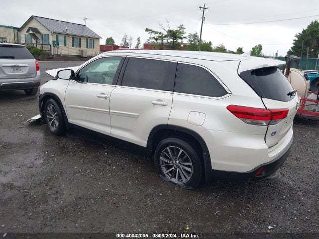 Toyota Highlander Xle 2019 5TDJZRFHXKS597511 Image 3
