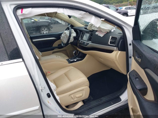 Toyota Highlander Xle 2019 5TDJZRFHXKS597511 Image 5