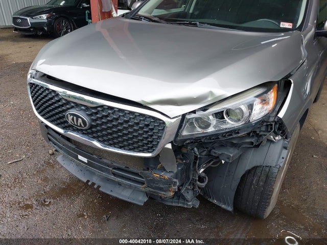 5XYPGDA30GG044160 KIA Sorento 2.4l Lx