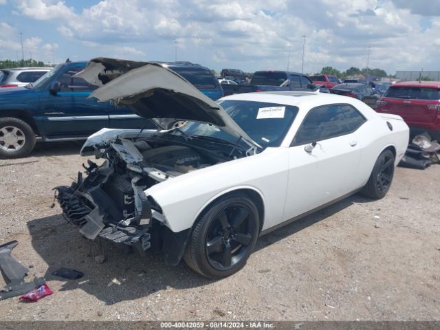 2C3CDZAT6FH861304 Dodge Challenger R/t