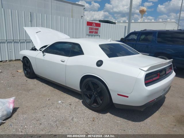 2C3CDZAT6FH861304 Dodge Challenger R/t