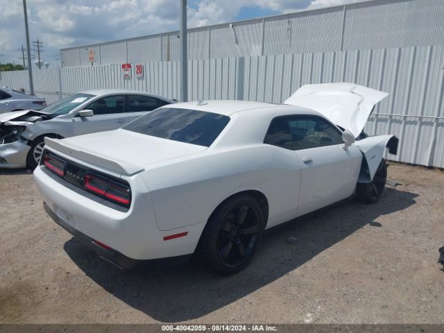 2C3CDZAT6FH861304 Dodge Challenger R/t