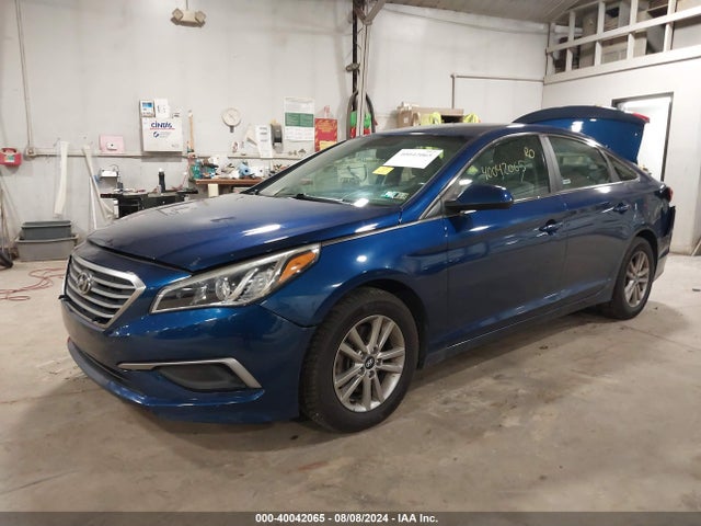 Hyundai SONATA SE 2017 5NPE24AF2HH439564 Image 2