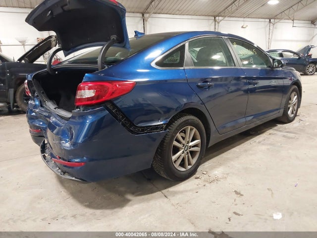 Hyundai SONATA SE 2017 5NPE24AF2HH439564 Image 4