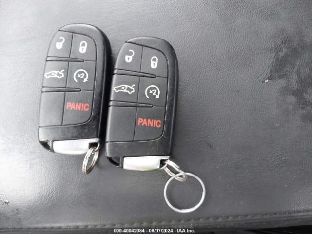 2C3CCAPTXJH142884 Chrysler 300