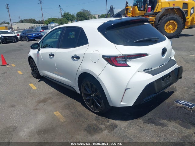 Toyota Corolla Se Nightshade Edition 2021 JTND4MBE1M3146235 Image 3