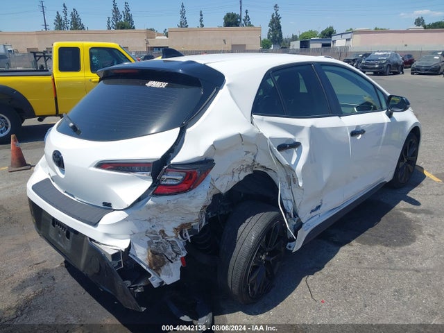 Toyota Corolla Se Nightshade Edition 2021 JTND4MBE1M3146235 Image 4