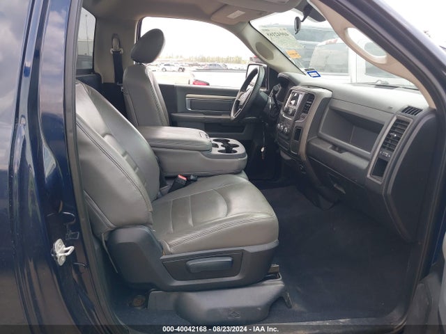3C6JR6AT4EG121825 RAM 1500 Express