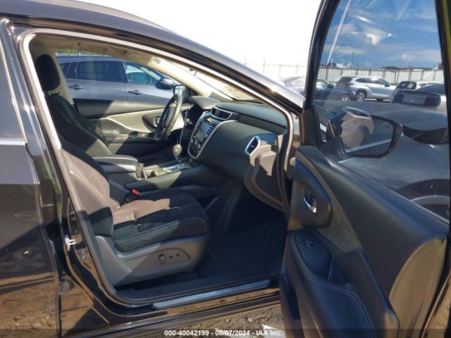 5N1AZ2MG0HN155641 Nissan MURANO SV