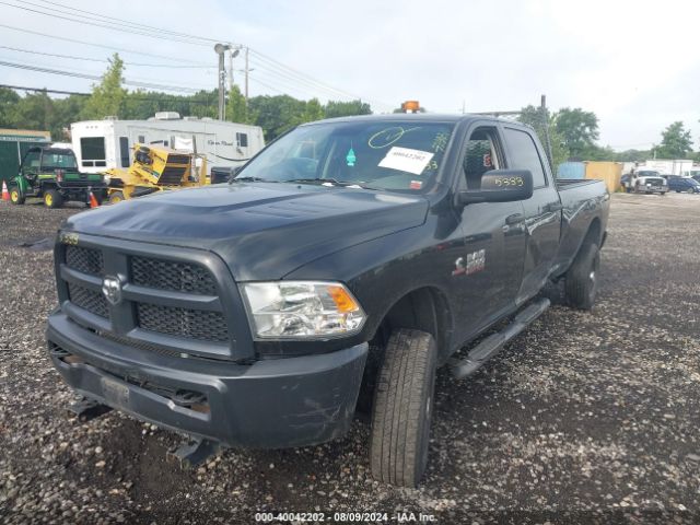 3C6UR5HL7HG636559 RAM 2500 Tradesman  4x4 8' Box