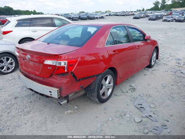 Toyota CAMRY SE 2014 4T1BF1FK8EU741000 Image 4