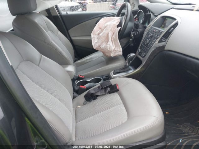 1G4PP5SK2F4210683 Buick Verano
