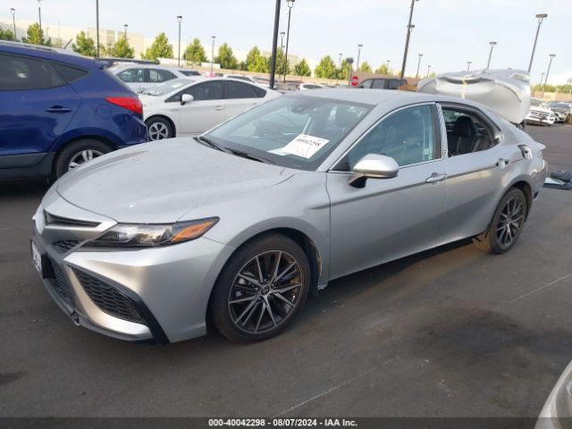 4T1G11AK8MU464410 Toyota CAMRY SE