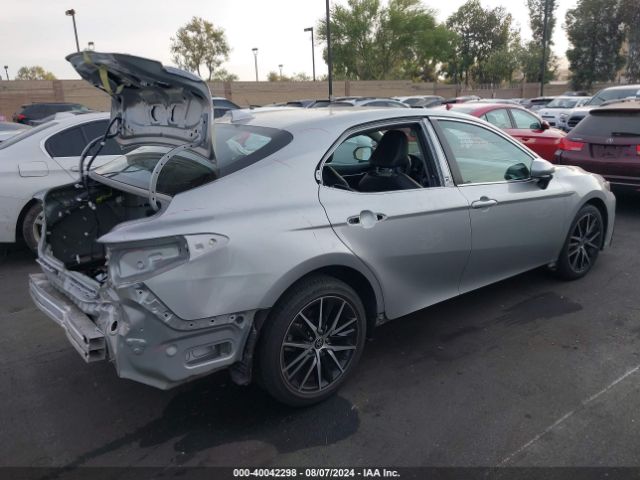 4T1G11AK8MU464410 Toyota CAMRY SE
