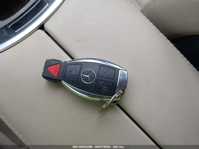 55SWF4JB2GU101048 Mercedes-Benz C 300 Luxury/sport