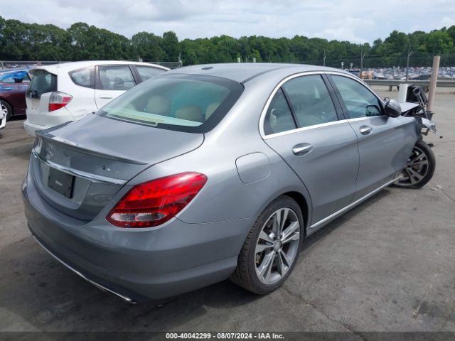 55SWF4JB2GU101048 Mercedes-Benz C 300 Luxury/sport