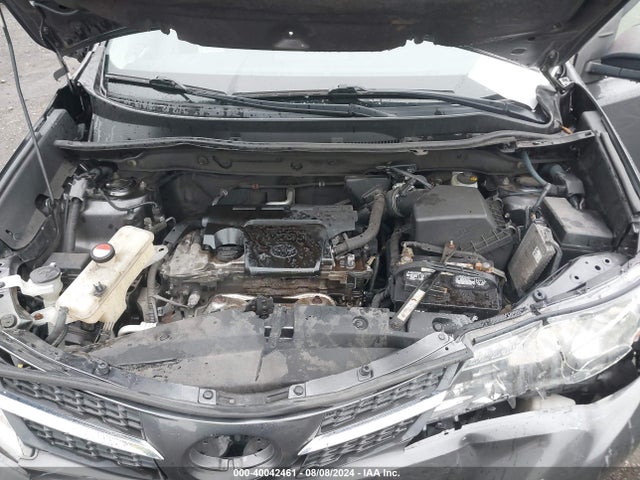 Toyota RAV4 LE 2015 JTMBFREV4FJ041721 Image 10