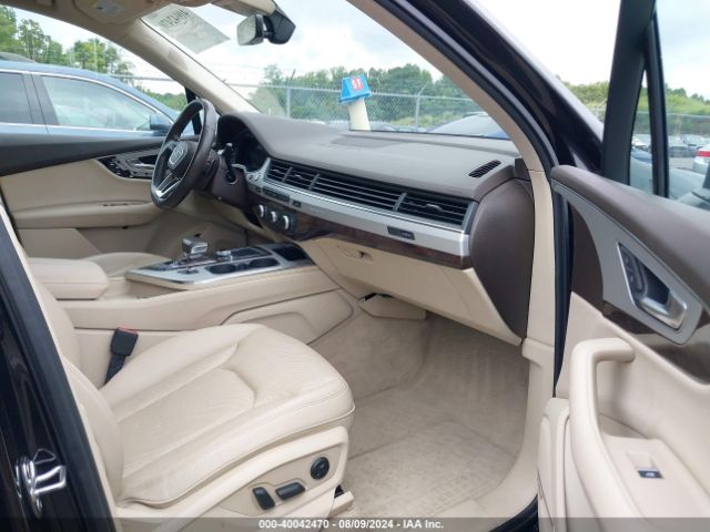 WA1LHAF71JD014929 Audi Q7 2.0t Premium