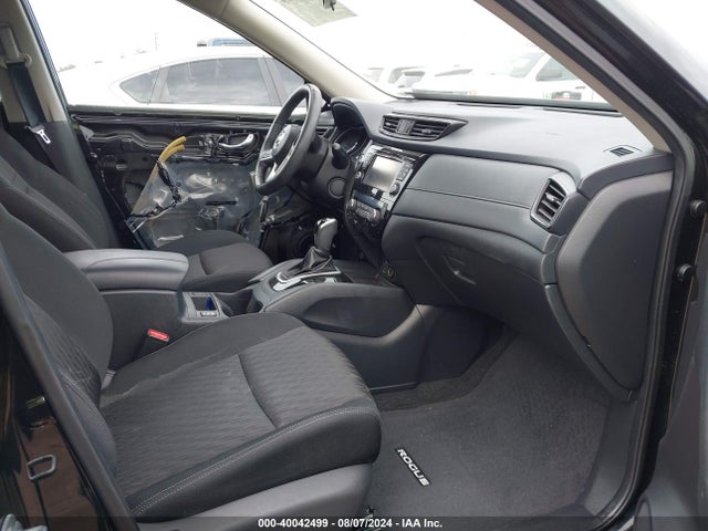 Nissan ROGUE SV 2017 KNMAT2MT3HP528520 Image 5