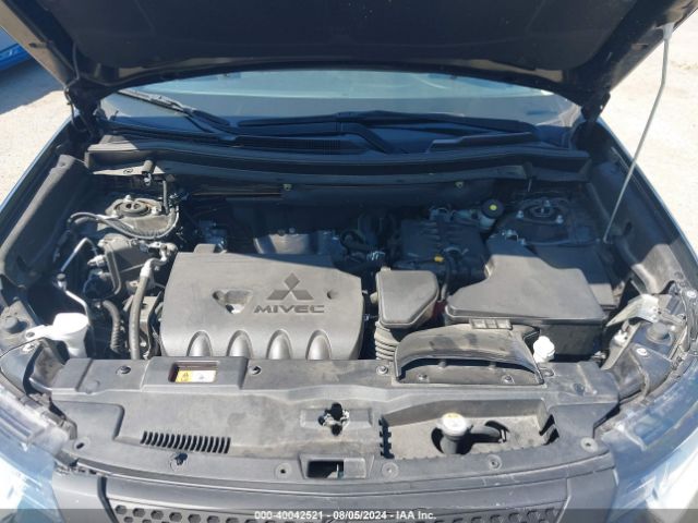 JA4AD2A37KZ038511 Mitsubishi Outlander Es