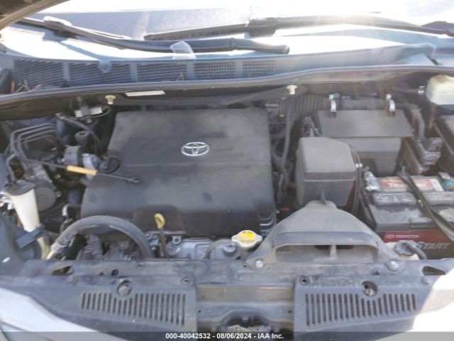 5TDYK3DC3FS558675 Toyota Sienna Xle Premium 8 Passenger