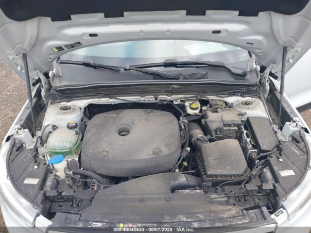 YV4162UK8L2316570 Volvo Xc40 T5 Momentum