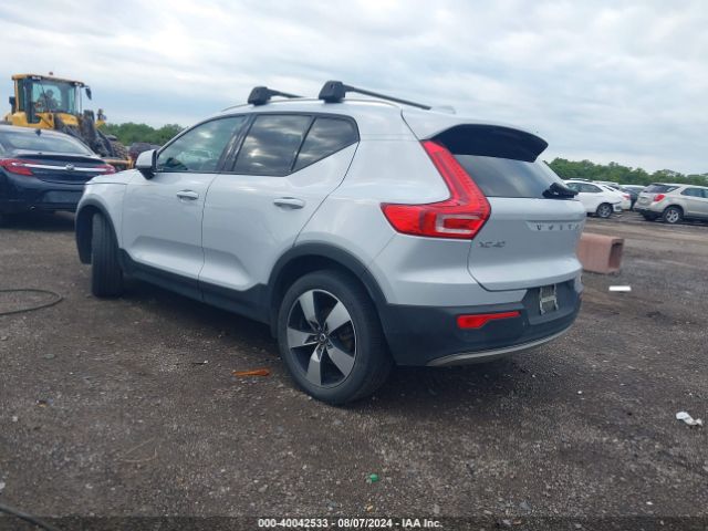 YV4162UK8L2316570 Volvo Xc40 T5 Momentum