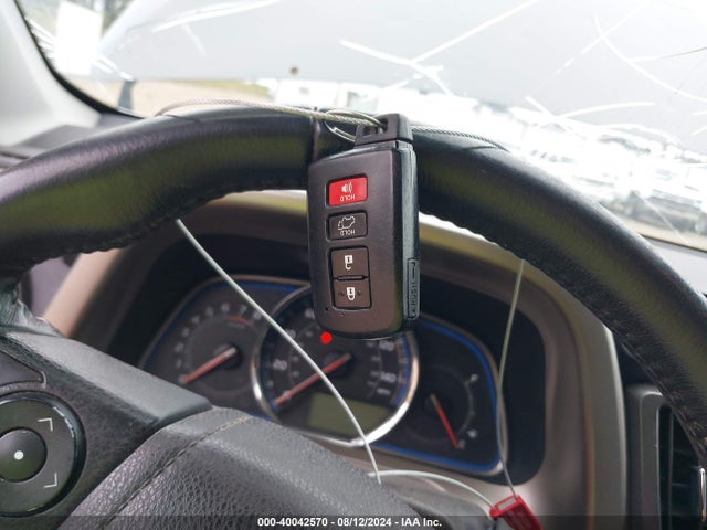 Toyota Rav4 Limited 2015 2T3DFREV6FW233488 Image 11
