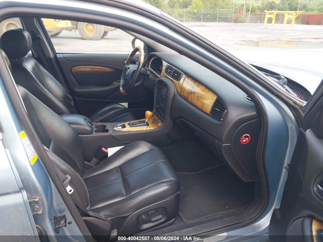 2005 JAGUAR S-TYPE SAJWA01T45FN51652 Photo 4