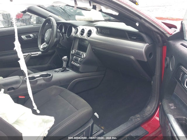 Ford Mustang Ecoboost Fastback 2020 1FA6P8TH6L5168471 Image 5