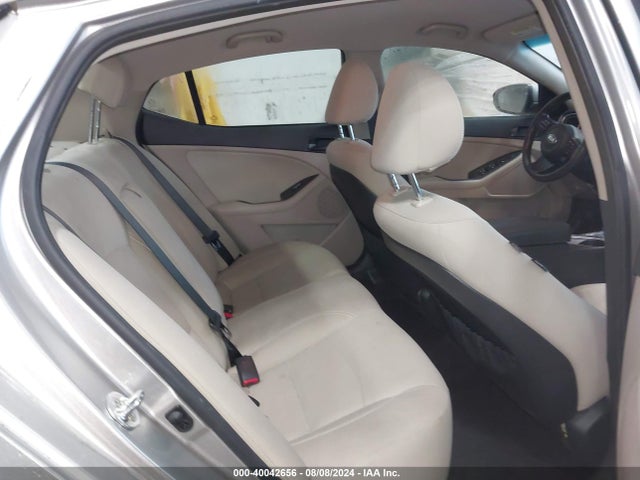 KIA Optima Lx 2015 5XXGM4A7XFG390571 Image 8