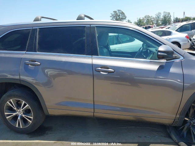 Toyota Highlander Xle V6 2016 5TDKKRFH6GS146365 Image 13