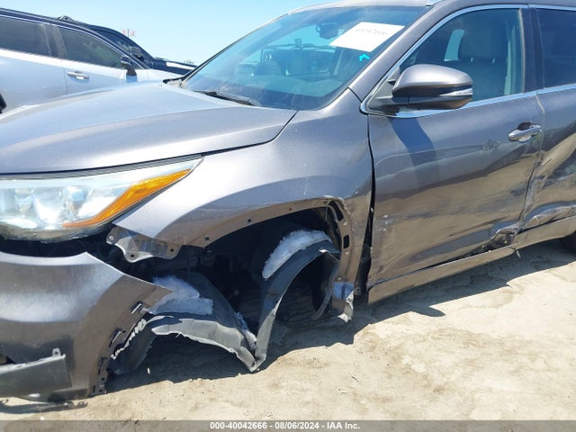 Toyota Highlander Xle V6 2016 5TDKKRFH6GS146365 Image 6