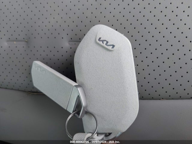 KIA Ev9 Wind 2024 KNDAFFS54R6037545 Image 11