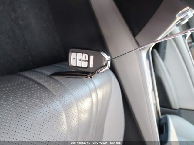 1HGCV2F92KA034911 Honda Accord Touring 2.0t