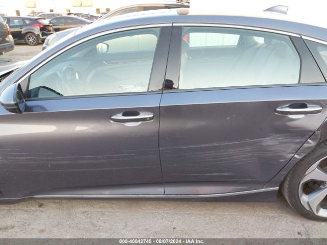1HGCV2F92KA034911 Honda Accord Touring 2.0t