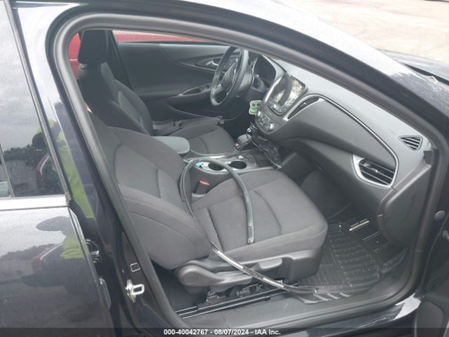 1G1ZG5STXPF245881 Chevrolet Malibu Fwd Rs