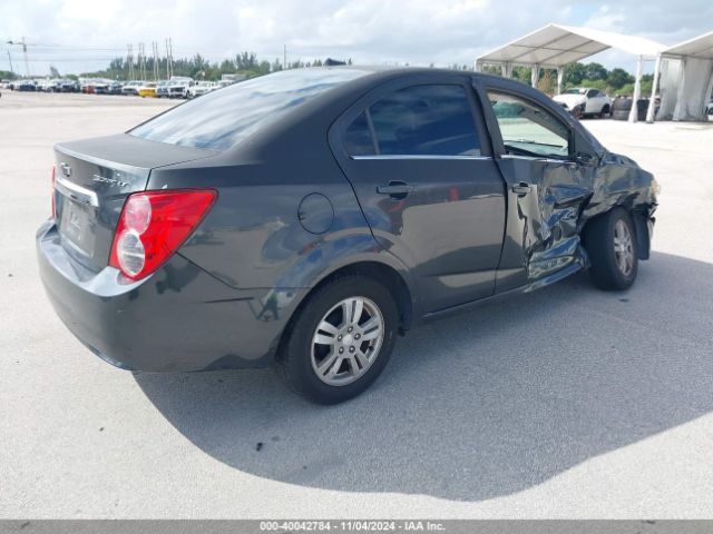 1G1JC5SHXE4214594 Chevrolet Sonic Lt Auto