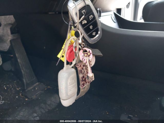 5NMS34AJXPH528220 Hyundai Santa Fe Sel