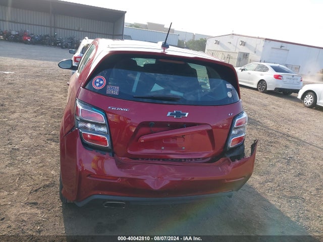 Chevrolet Sonic Lt Auto 2018 1G1JD6SGXJ4122194 Image 16