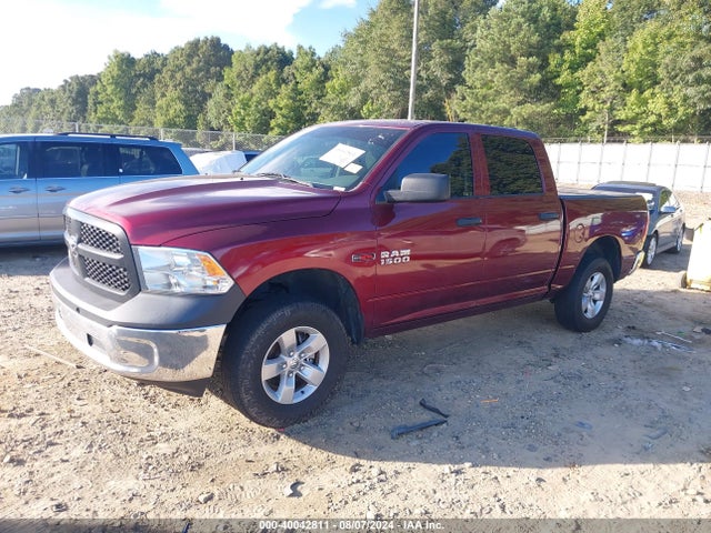 1C6RR7KM3JS316527 RAM 1500 Tradesman  4x4 5'7 Box