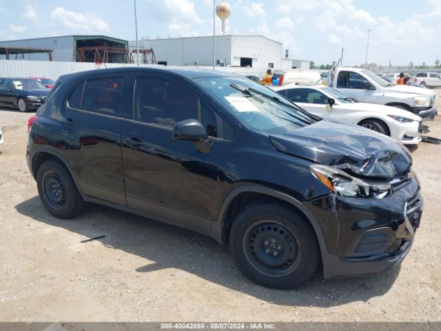 3GNCJKSB7KL117818 Chevrolet TRAX LS