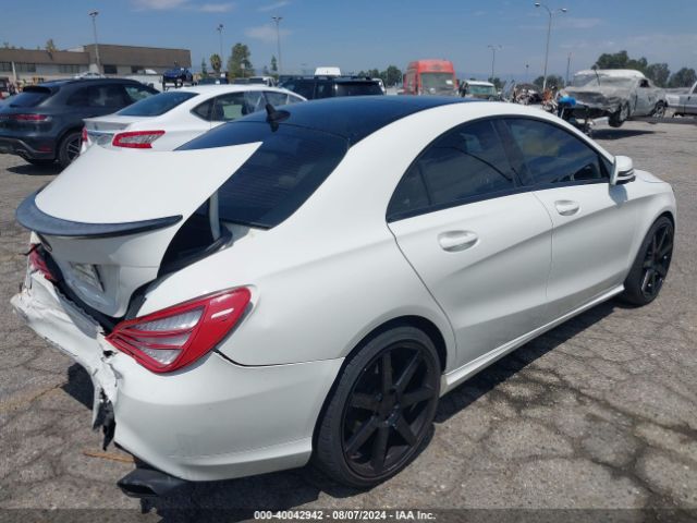 WDDSJ4GB1EN074855 Mercedes-Benz CLA 250 4MATIC