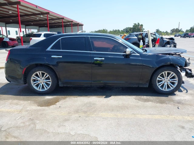 Chrysler 300C 2016 2C3CCAEG0GH320378 Image 13