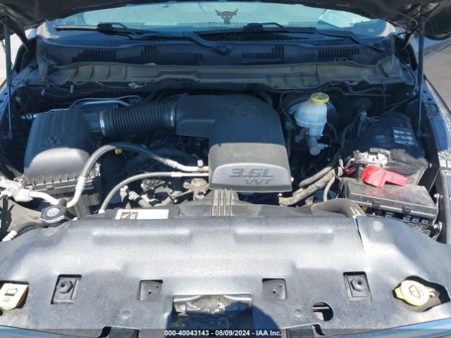 1C6RR6FG0JS224497 RAM 1500 Tradesman Quad Cab 4x2 6'4 Box