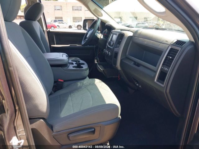 1C6RR6FG0JS224497 RAM 1500 Tradesman Quad Cab 4x2 6'4 Box